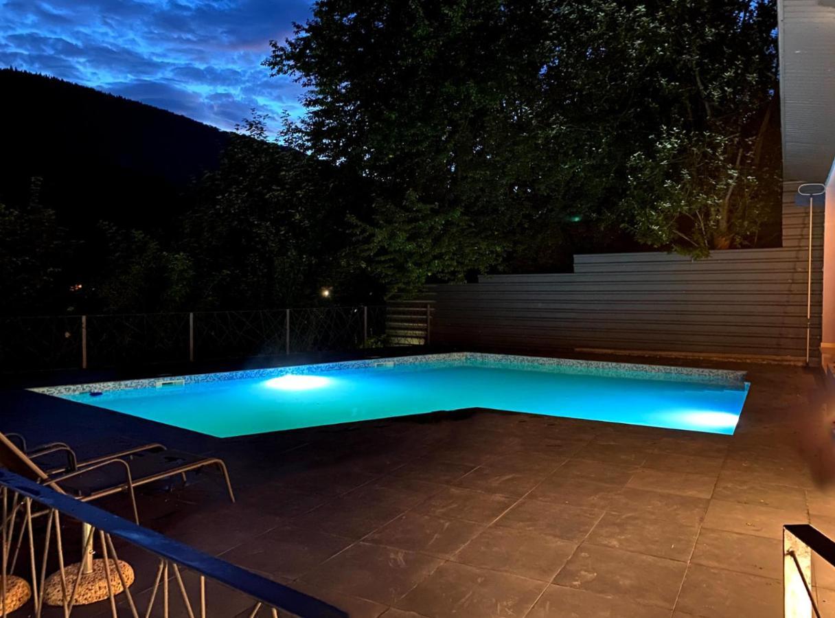 Mira By Atra Bed & Breakfast Tesila ภายนอก รูปภาพ